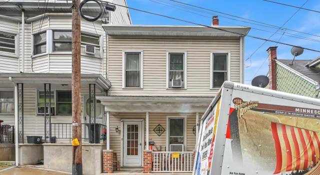 Photo of 417 E Arch St, Pottsville, PA 17901