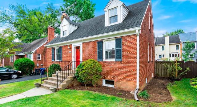 Photo of 1720 Oakcrest Dr, Alexandria, VA 22302