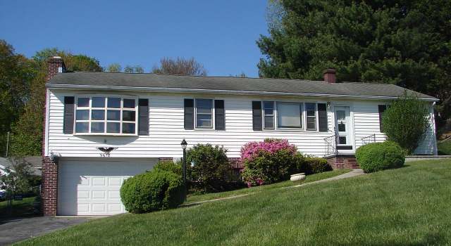 Photo of 9618 Hall Rd, Frederick, MD 21701