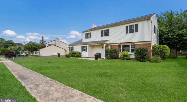 Photo of 17 Rosemore Dr, Chalfont, PA 18914
