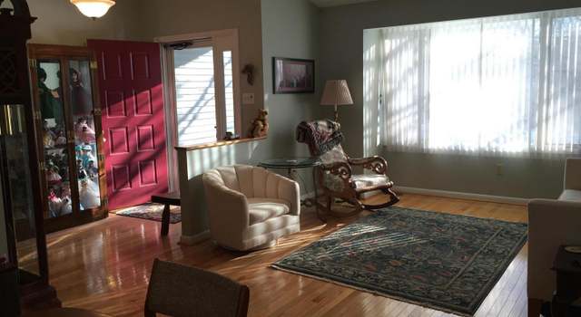 Photo of 8128 Tamar Dr, Columbia, MD 21045