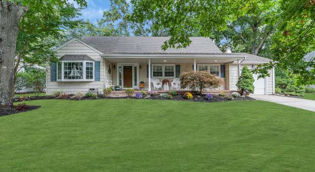 Photo of 28 Woodridge Ave, Toms River, NJ 08755