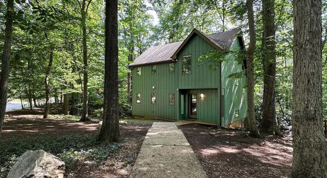 Photo of 6303 Occoquan Forest Dr, Manassas, VA 20112