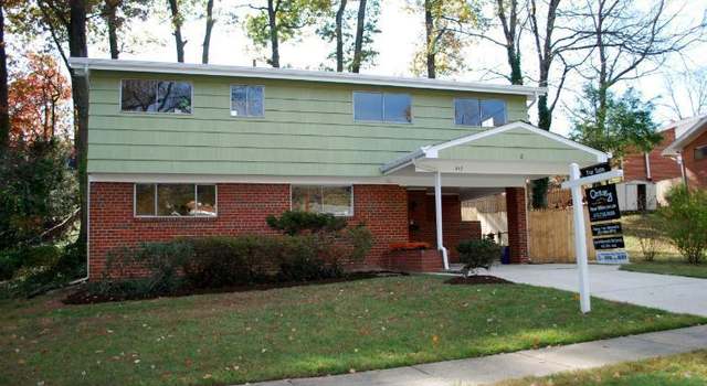 Photo of 812 Kenbrook Dr, Silver Spring, MD 20902