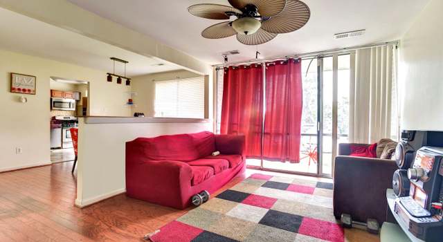 Photo of 7977 Riggs Rd #4, Hyattsville, MD 20783