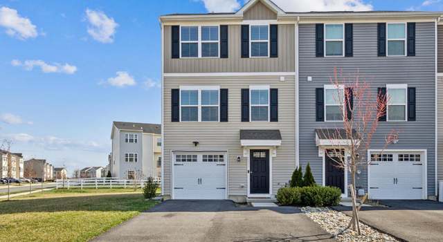 Photo of 1001 Wickersham Way, Middletown, DE 19709