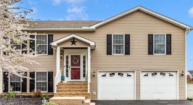 Photo of 130 Oriole Ln, Falling Waters, WV 25419