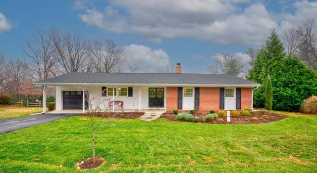 Photo of 7405 Hilltop Dr, Frederick, MD 21702