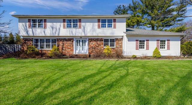Photo of 58 Slayback Dr, Princeton Junction, NJ 08550