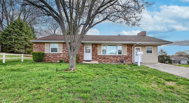 Photo of 101 N Hartman St, Manchester, PA 17345
