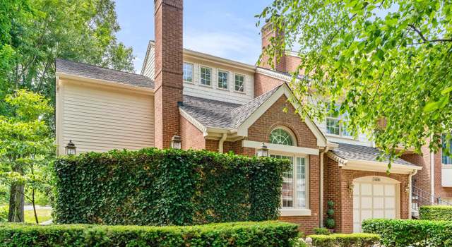 Photo of 10201 Aspen Willow Dr, Fairfax, VA 22032