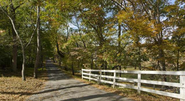 Photo of 1929 Hunter Mill Rd, Vienna, VA 22182