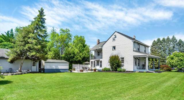 Photo of 17 York Cir, Mechanicsburg, PA 17050