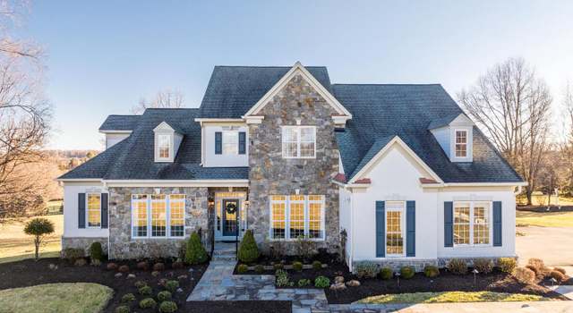 Photo of 39021 Logans Creek Ln, Leesburg, VA 20175