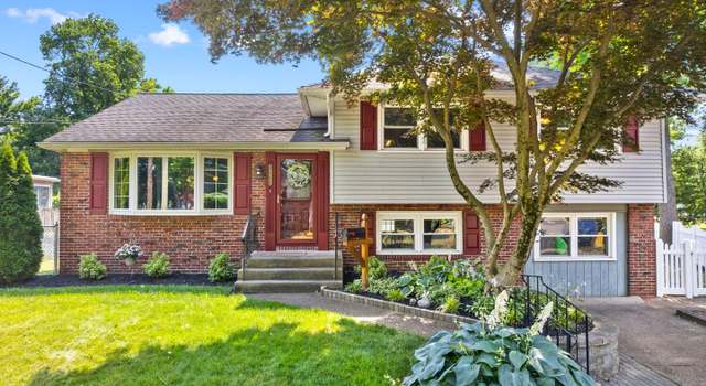 Photo of 1233 Oakwood Rd, Haddonfield, NJ 08033