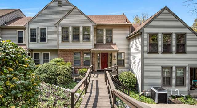 Photo of 451 Lovell Ct, Hummelstown, PA 17036