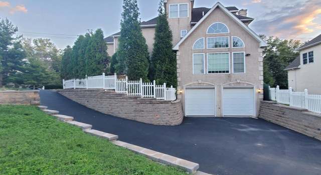 Photo of 720 W Valley Forge Rd, King Of Prussia, PA 19406