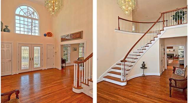 Photo of 9899 Windy Hollow Rd, Great Falls, VA 22066
