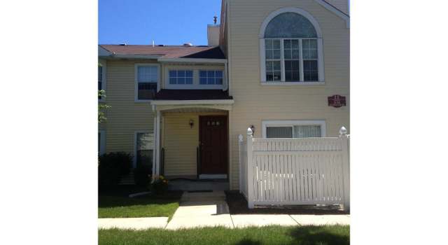 Photo of 10 Huber Ct, Hightstown, NJ 08520