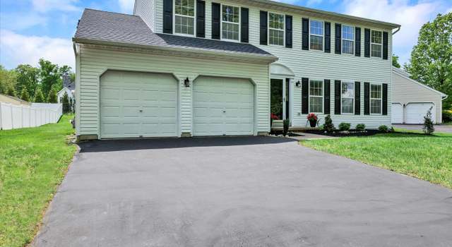 Photo of 951 Scarlet Oak Dr, Chalfont, PA 18914