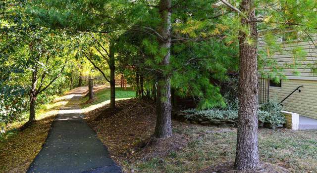 Photo of 42988 Melanie Ct, Ashburn, VA 20147