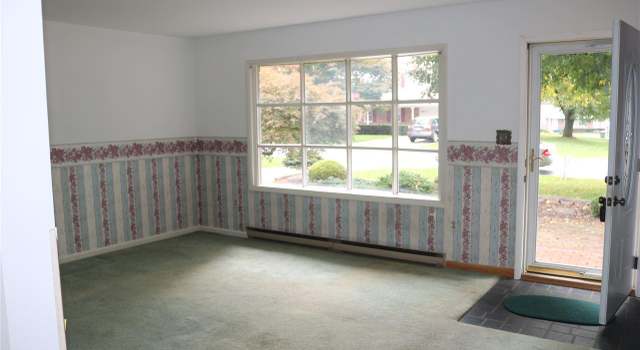 Photo of 932 Emily Dr, Mechanicsburg, PA 17055