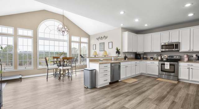 Photo of 5233 Windbreak Dr, Fredericksburg, VA 22407