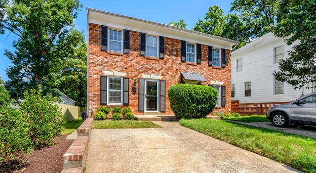 Property at 202 Laverne Ave, Alexandria, VA 22305, 2 beds, 2 baths