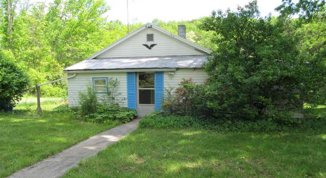 Photo of 75 Hartwood Dr, Augusta, WV 26704