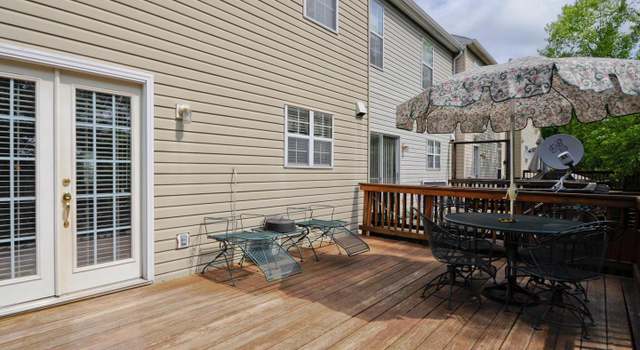 Photo of 5615 Glenwood Mews Dr, Alexandria, VA 22315