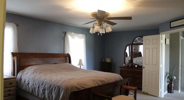 Photo of 1698 Rock Rd, Chambersburg, PA 17202