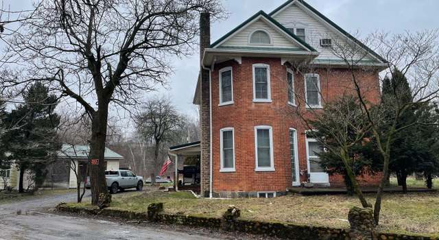 Photo of 135 Eastland Dr, Chambersburg, PA 17202