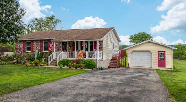 Photo of 4451 Pine Hill Rd, Dover, PA 17315