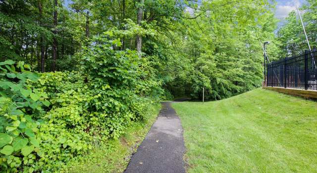 Photo of 5673 Gosling Dr, Clifton, VA 20124