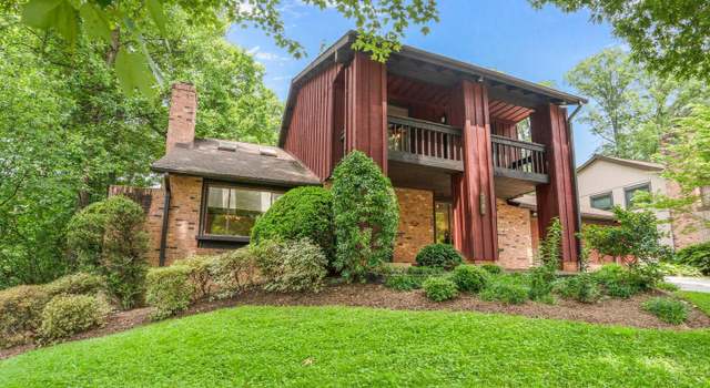 Photo of 5341 Black Oak Dr, Fairfax, VA 22032