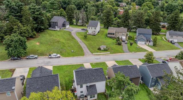 Photo of 87 Nathaniel Dr, Charles Town, WV 25414