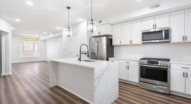 Photo of 905 N Linwood Ave, Baltimore, MD 21205
