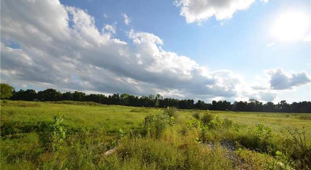 Photo of 2596 Redington Rd, Hellertown, PA 18055
