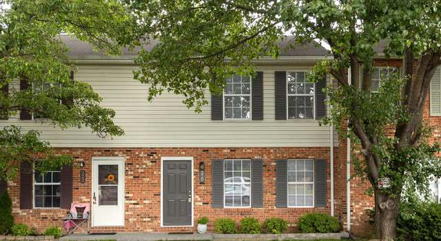 Photo of 220 Nottoway Dr, Stephens City, VA 22655