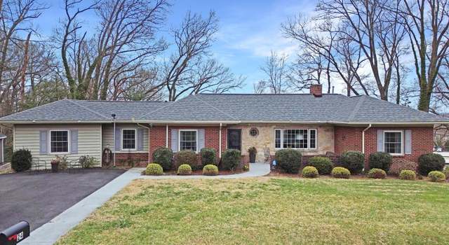 Photo of 24 Marshall Pl, Fredericksburg, VA 22405
