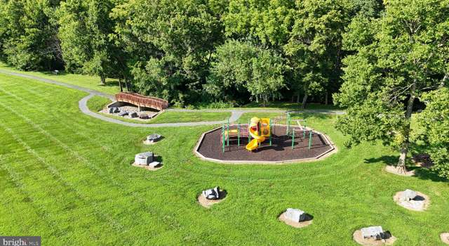 Photo of 206 Sentry Ln, Martinsburg, WV 25401