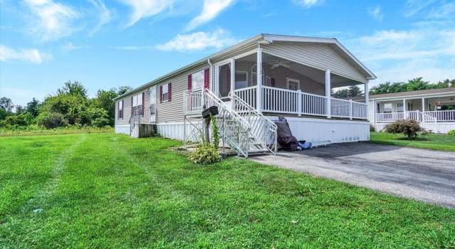 Photo of 113 W Abington Cir, Stewartstown, PA 17363