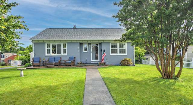 Photo of 5 Rockcroft Dr, Berryville, VA 22611