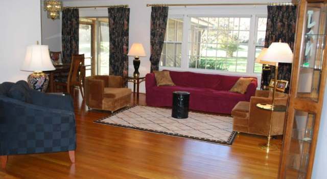 Photo of 16700 Frontenac Ter, Rockville, MD 20855