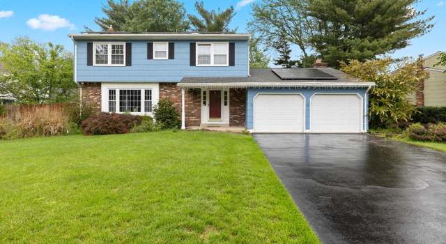Photo of 27 Colleen Cir, Ewing, NJ 08638