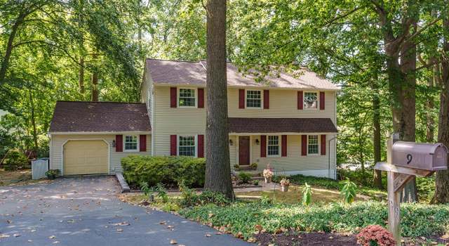 Photo of 9 Edgewood Dr, Downingtown, PA 19335