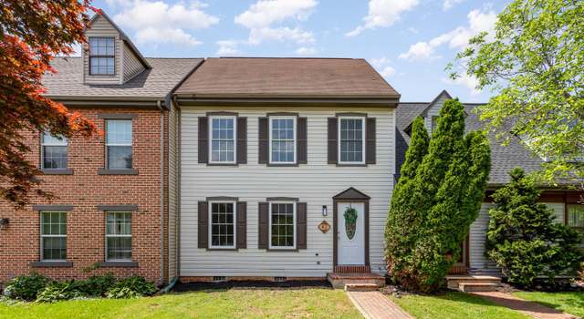 Photo of 42 Carriage House Dr, Willow Street, PA 17584
