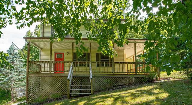 Photo of 302 Parkside Rd, Linden, VA 22642