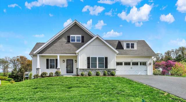 Photo of 3614 Cascades Dr, Fayetteville, PA 17222