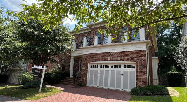 Photo of 6817 Stockwell Manor Dr, Falls Church, VA 22043